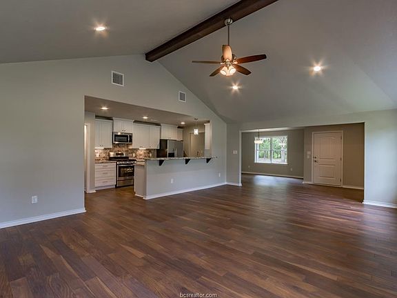 4th image of 14521 Cheyenne Dr