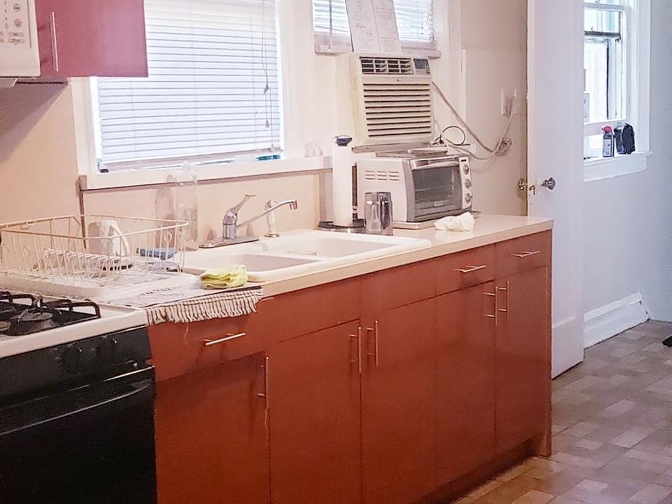 1st image of 1926 E 18th St APT 2