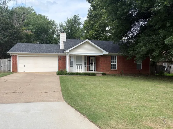 12 Jay Cir, Cabot, AR 72023