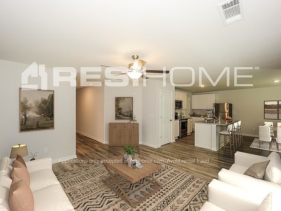 5th image of 15 Remington Ln