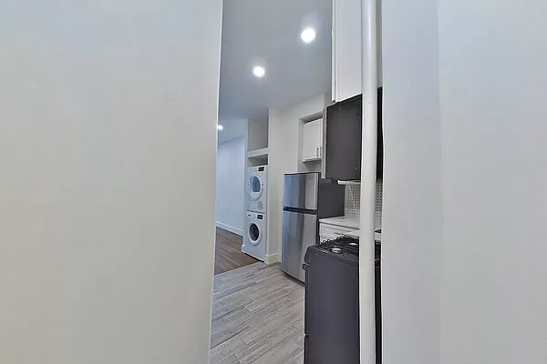 Rented by MOTION New York | media 15