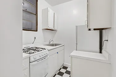 Rented by Cooper & Cooper Real Estate