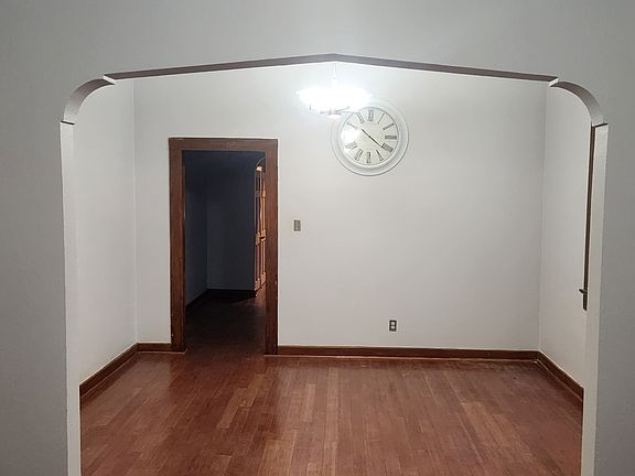 3rd image of 2719 Palmyra St