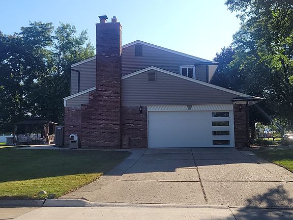 2nd image of 22740 Glastonbury Gate St