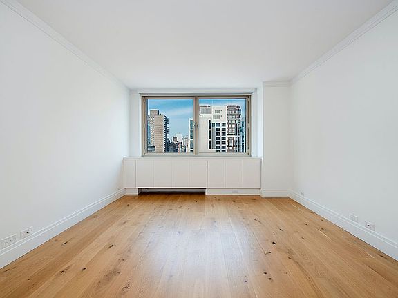 3rd image of 201 E 86th St APT 14A