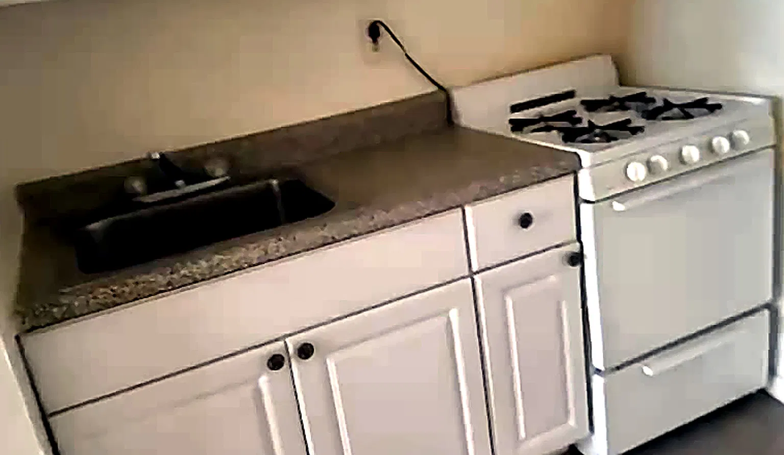 2 bed, $1,249 — Photo 2