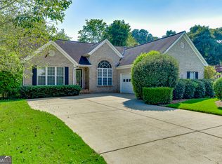 7010 Valley Landing Ct, Cumming, GA 30041