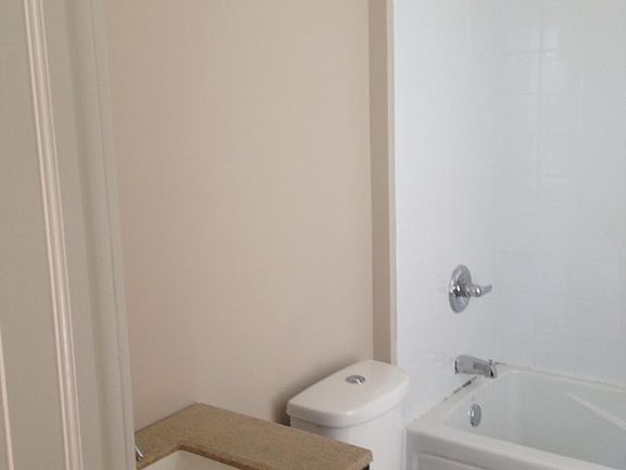 5th image of 6140 S Kenwood Ave #2