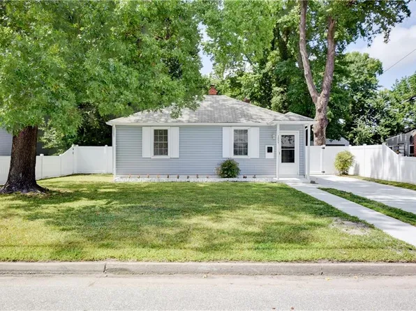 2833 Ryland Rd, Hampton, VA 23661