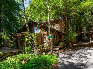 16601 Joy Woods Way, Occidental, CA 95465