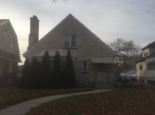 4715 N 18th St, Milwaukee, WI 53209