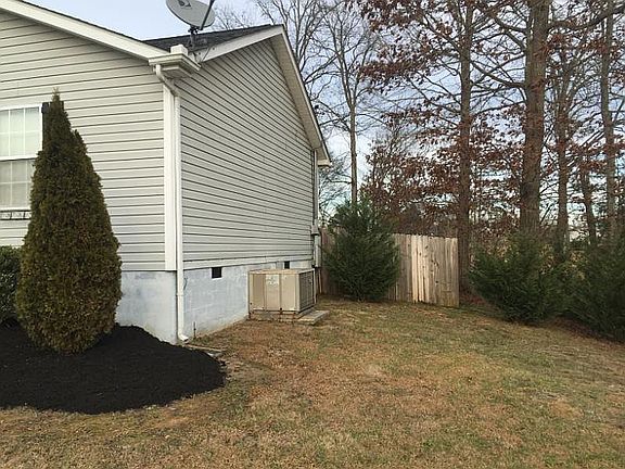 5th image of 614 Water Oak Dr