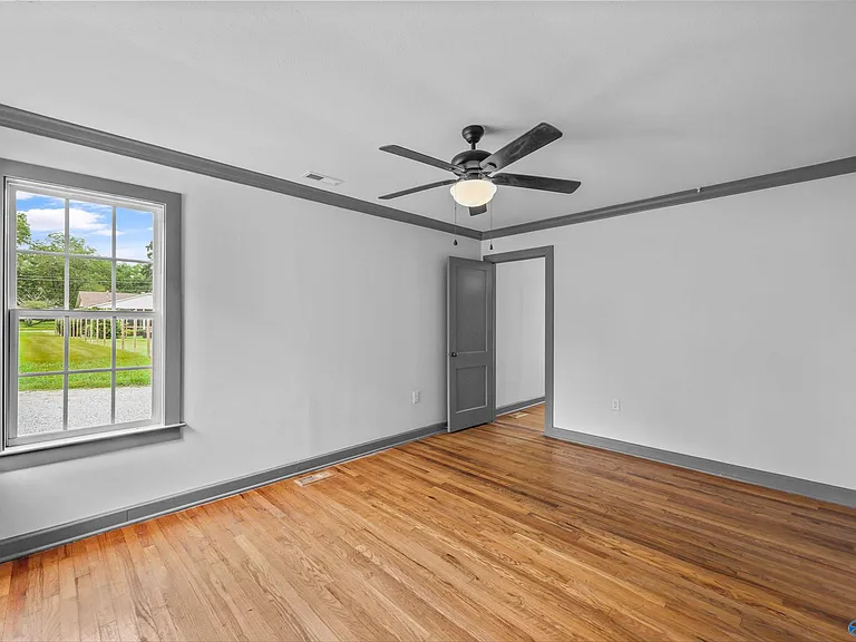 122 Chestnut Rd — Photo 22