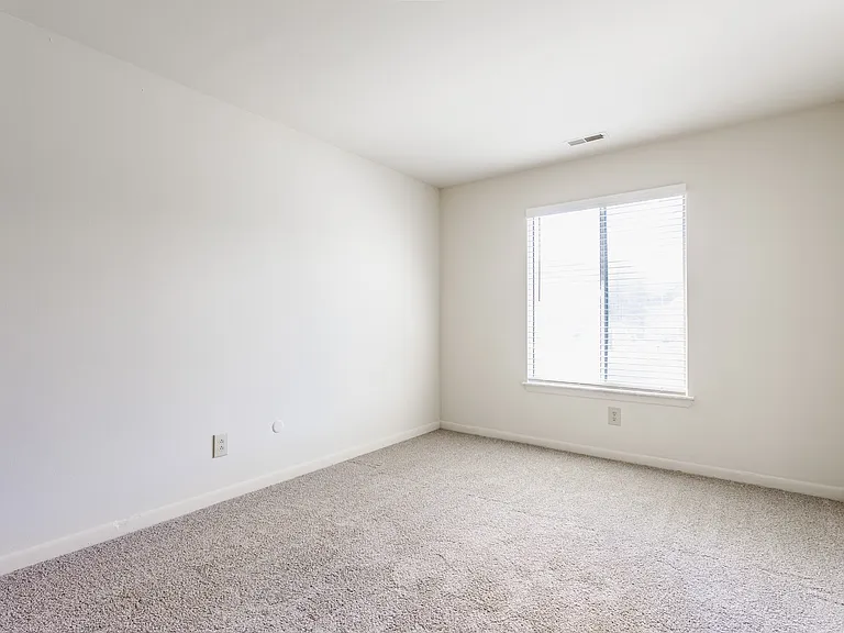 Bavarian Village Apartments — Photo 22