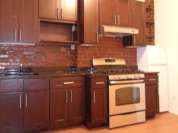 5th image of 467 Columbus Ave APT 3C