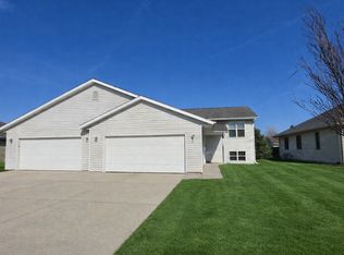 2716-2718 N Wright Rd #2716, Janesville, WI 53546