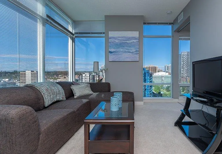 215 13th Ave SW #1305 — Photo 13