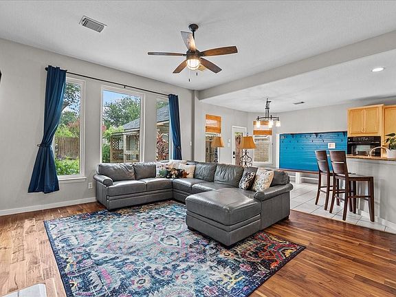 5th image of 4517 Canyon Crest Drive