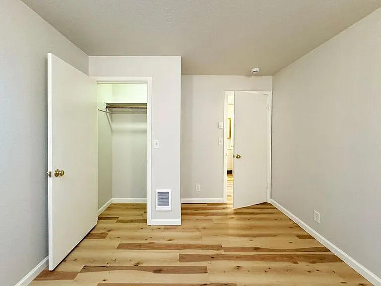 950 Patterson St #2 — Photo 14