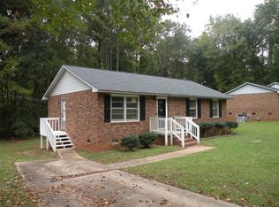 130 Dorchester St, Greenwood, SC 29646