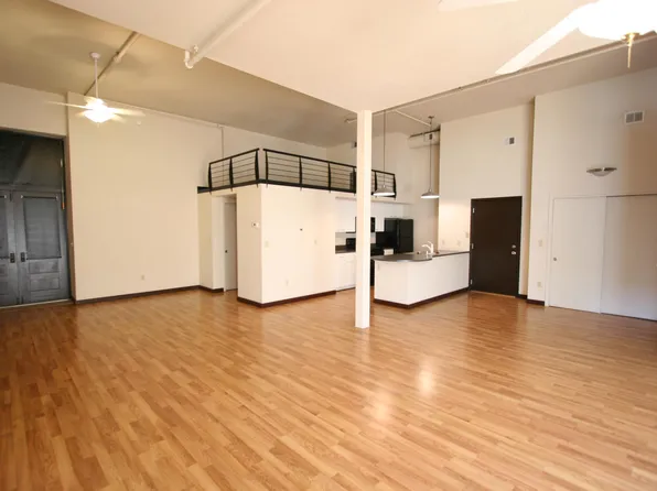 301 Central Ave NE APT 205, Albuquerque, NM 87102