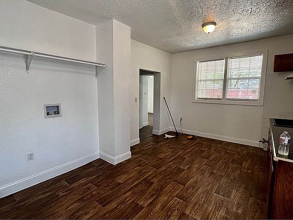 2nd image of 411 Waterman St