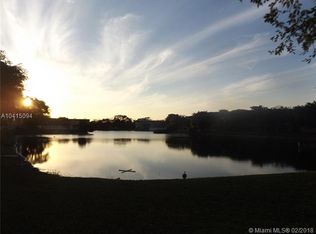 5275 NW 10th Ct APT 204, Plantation, FL 33313