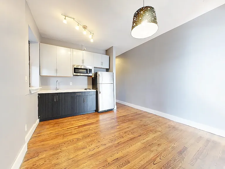 74 Eldert St #26 — Photo 3