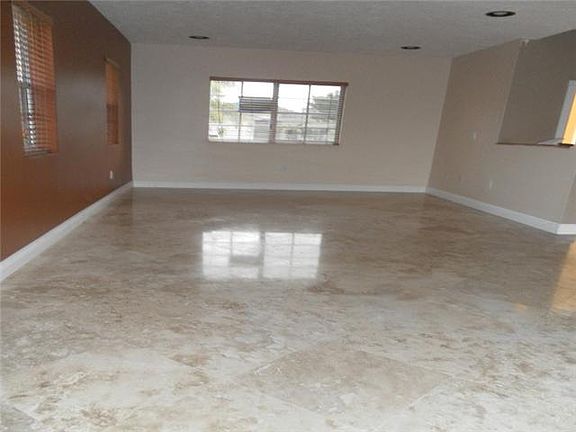 2nd image of 9047 SW 211th Ln
