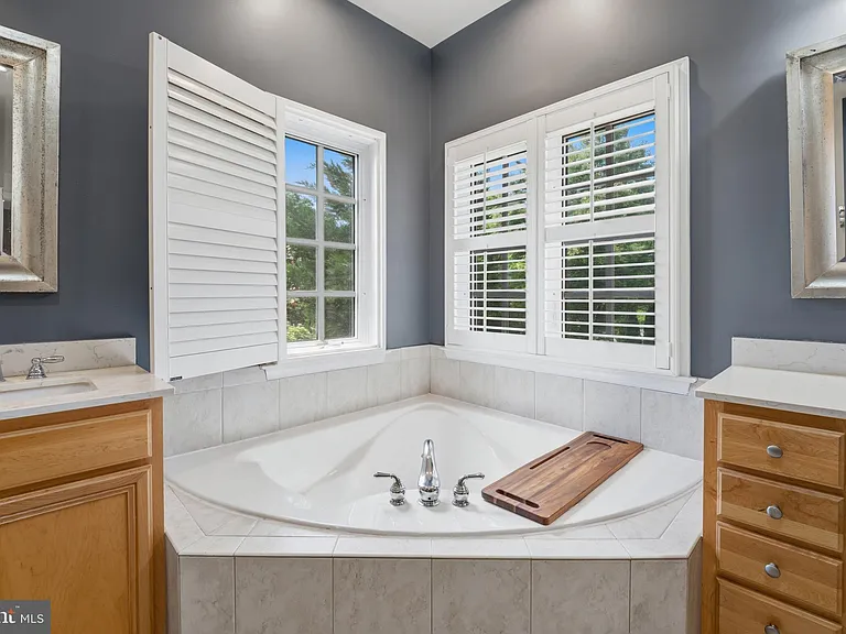 11701 Town Green Rd — Photo 49