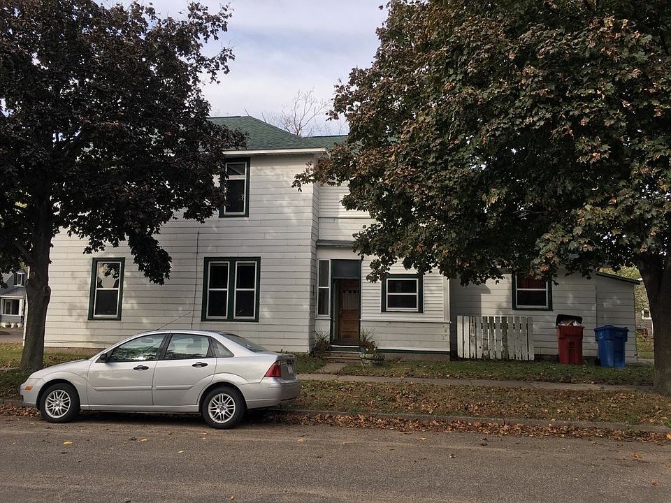 2nd image of 378 E 10th St