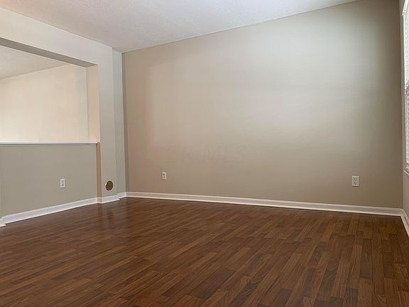 2nd image of 1262 Canterhurst St