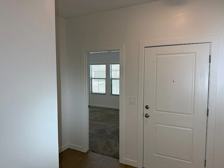 40515 W Chambers Dr — Photo 4