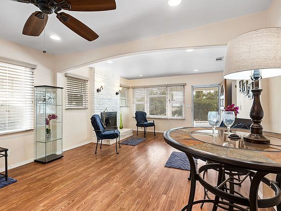 5th image of 8495 Valley Flores Dr
