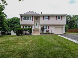 5109 Custer St, Piscataway, NJ 08854