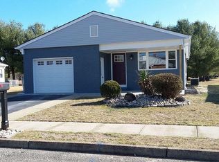 32 Santo Domingo Dr, Toms River, NJ 08757