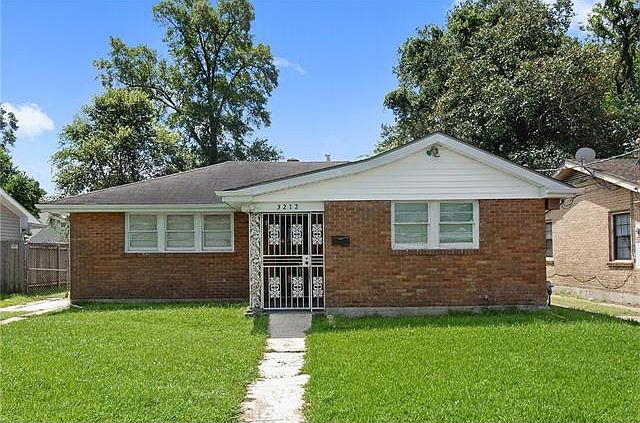 1st image of 3212 39th St