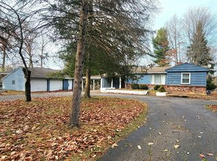 22601 Harms Rd, Euclid, OH 44143