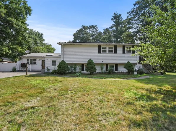 186 Carl Ave, Brockton, MA 02302