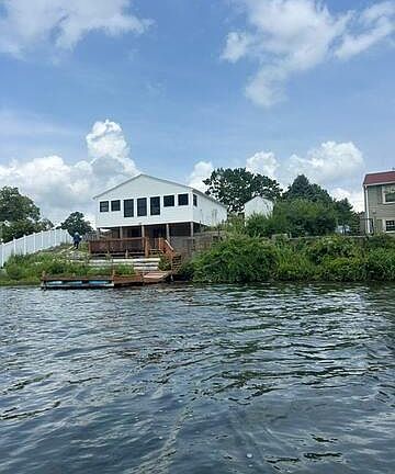 3rd image of 1 Bayou Dr