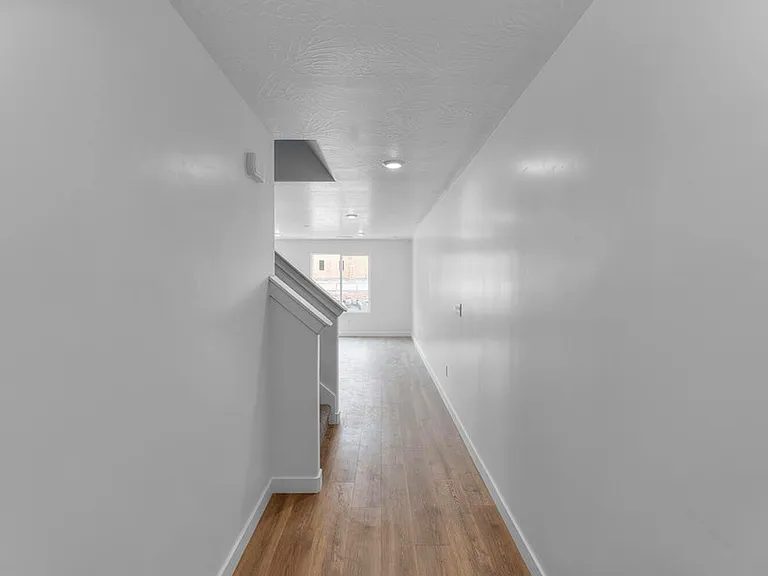 2133 S Wolverine Way — Photo 4