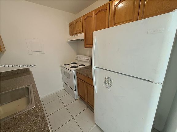 2nd image of 2404 NW 39th Way APT 103