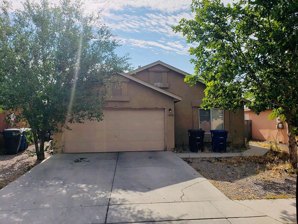 1st image of 1828 Desert Breeze Dr SW