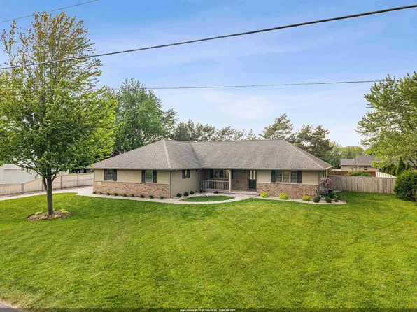 1112 Lake Park Rd, Menasha, WI 54952