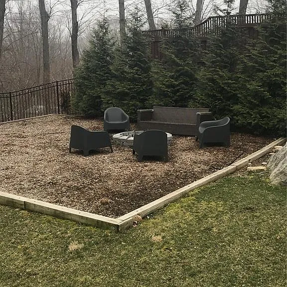 21 Twin Hills Rd — Photo 9