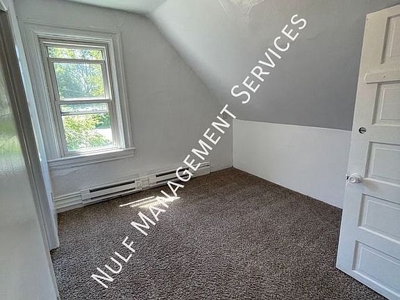 4th image of 450 Center Ave #2