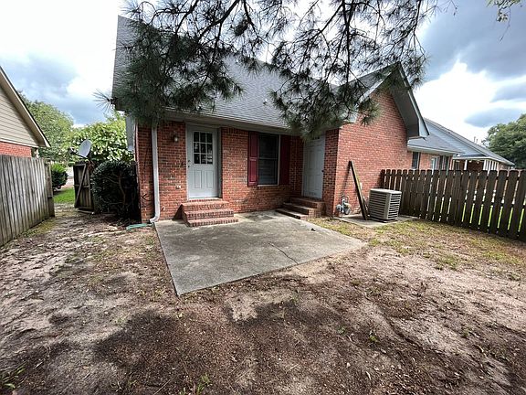 3rd image of 2234 Preot St