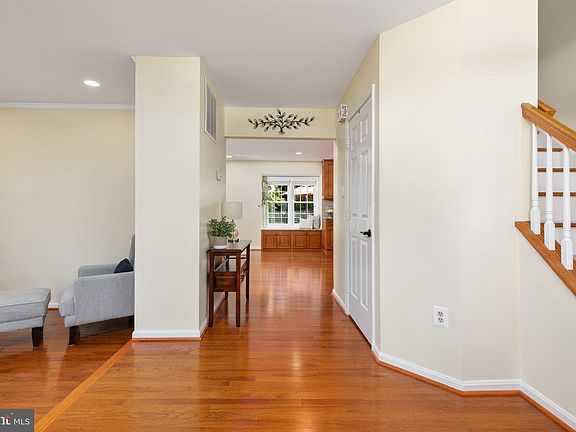 4th image of 235 Markwood Dr