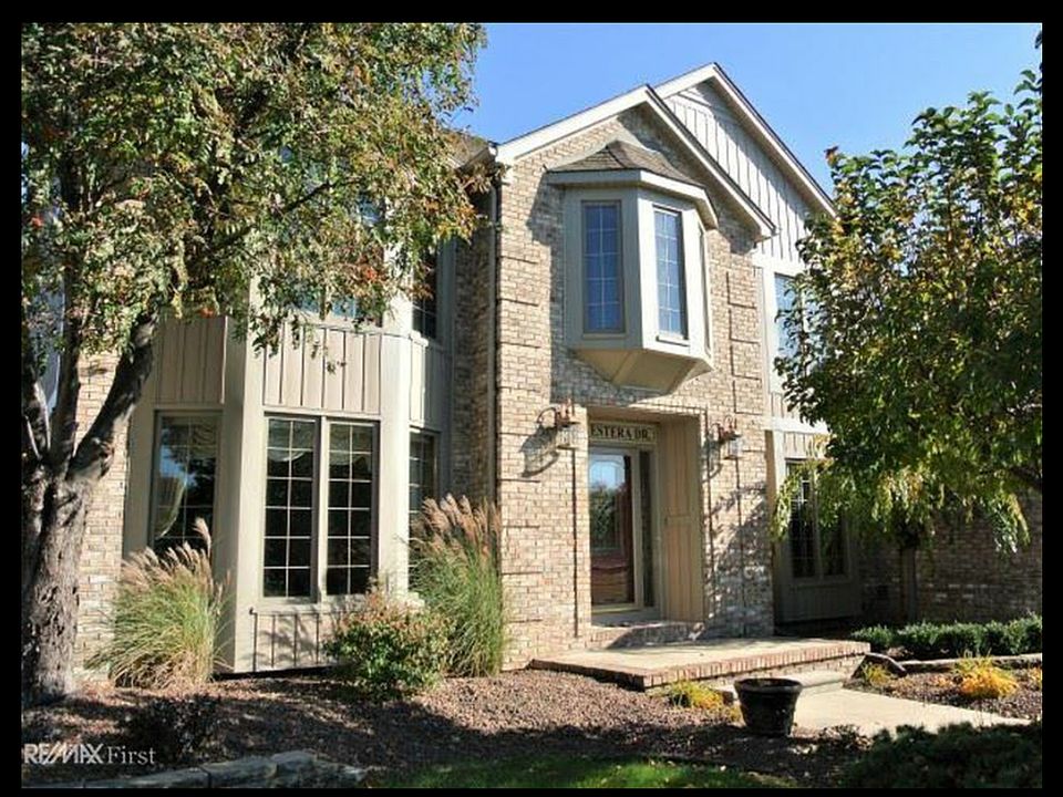 1st image of 48416 Estera Dr