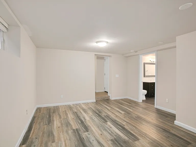 9212 36th Ave SW — Photo 23